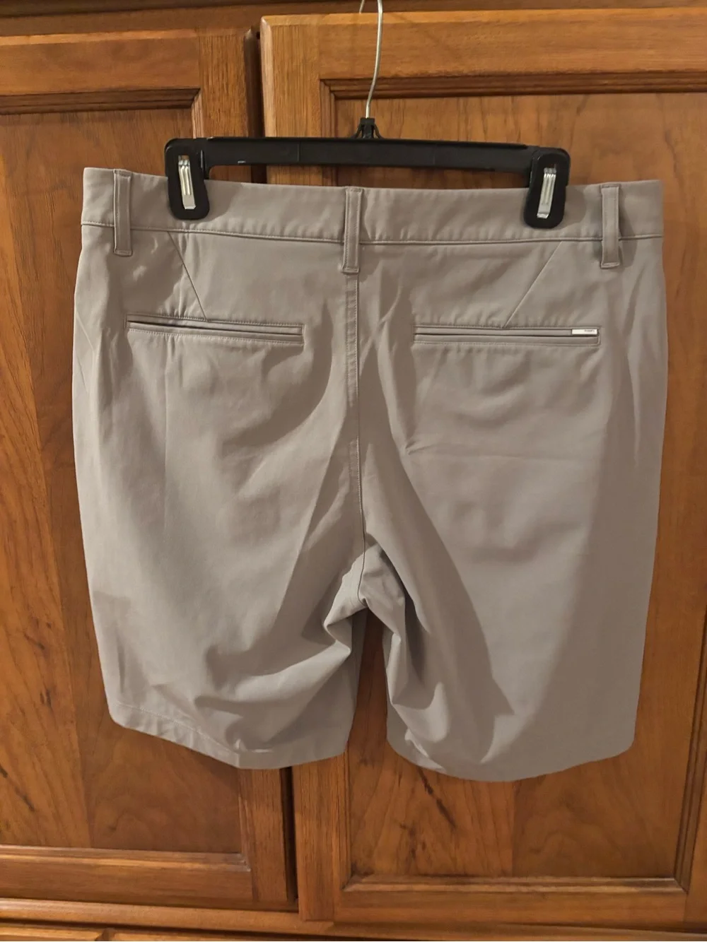 Vuori Meta Shorts 8”